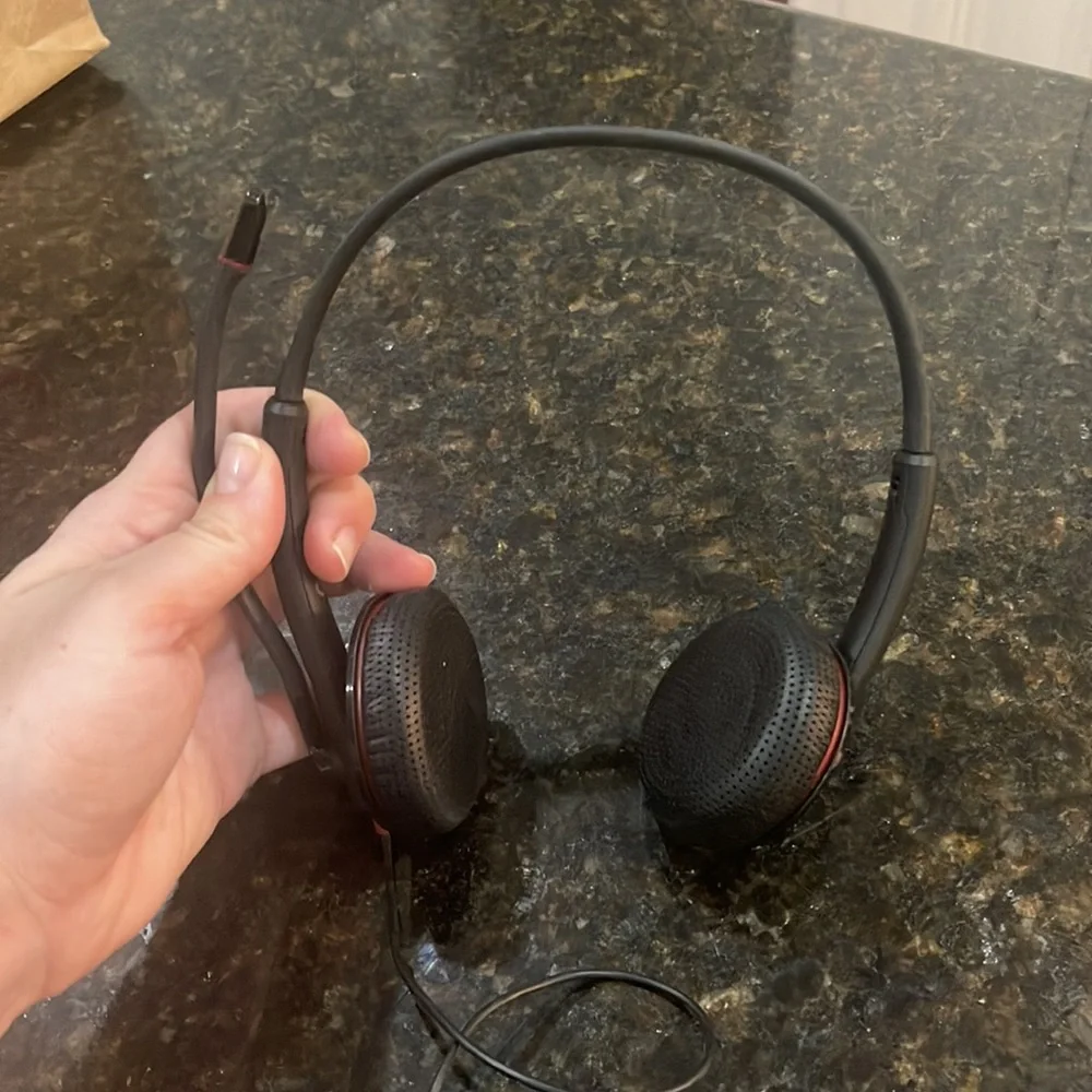 Plantronics USB Head Set - Picture 2 of 6